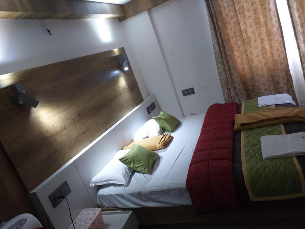 Grand Meridian Vinnamangalam Esterno foto