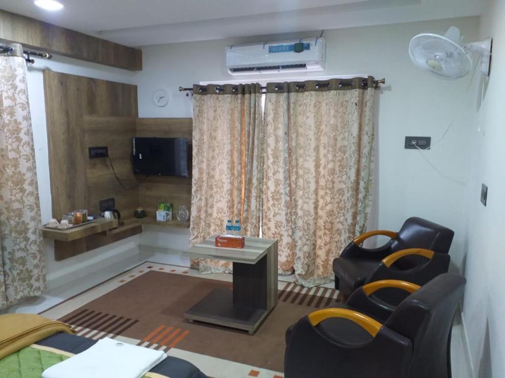 Grand Meridian Vinnamangalam Esterno foto