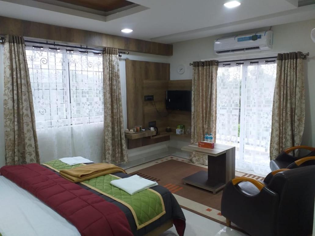 Grand Meridian Vinnamangalam Esterno foto