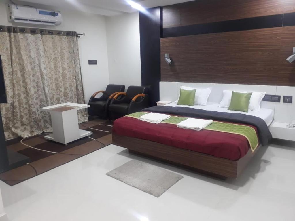 Grand Meridian Vinnamangalam Esterno foto