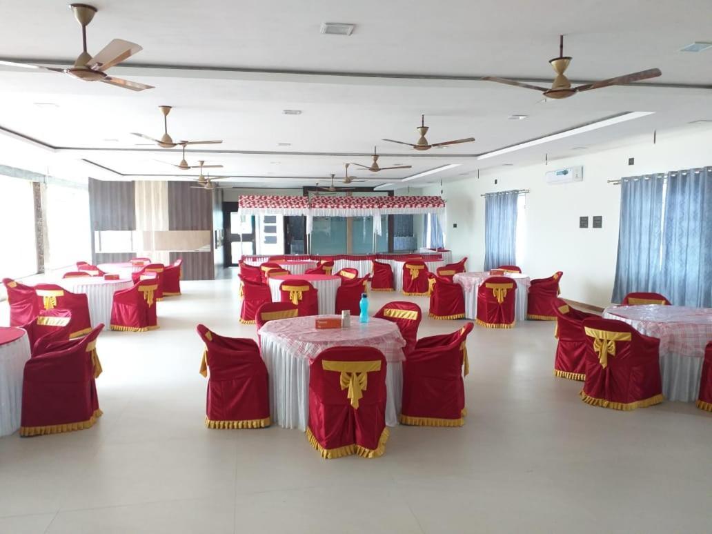 Grand Meridian Vinnamangalam Esterno foto