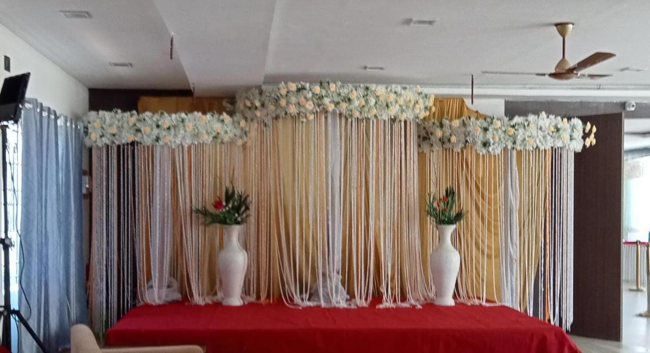 Grand Meridian Vinnamangalam Esterno foto