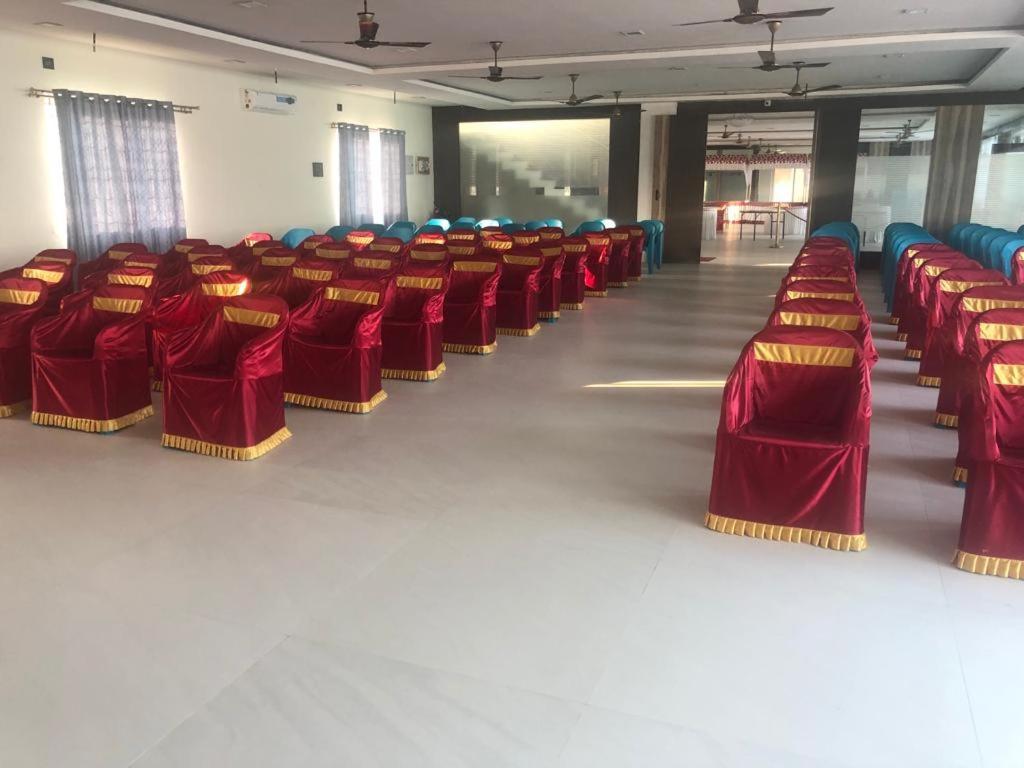 Grand Meridian Vinnamangalam Esterno foto