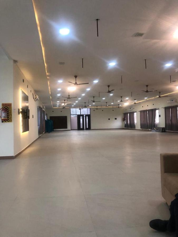 Grand Meridian Vinnamangalam Esterno foto