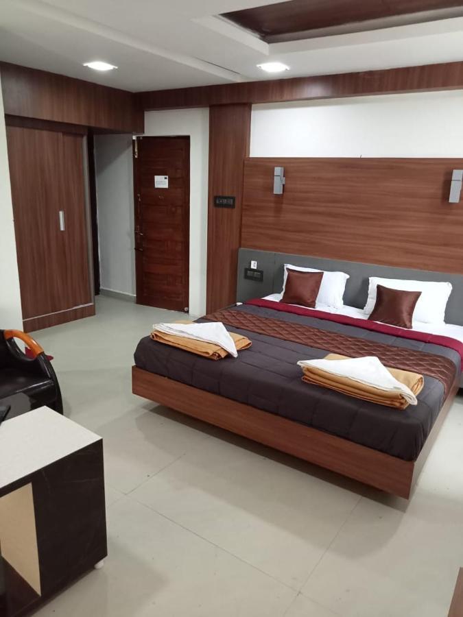 Grand Meridian Vinnamangalam Esterno foto