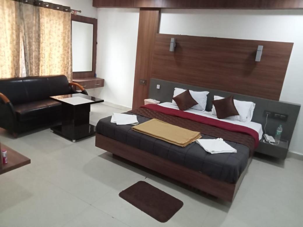 Grand Meridian Vinnamangalam Esterno foto