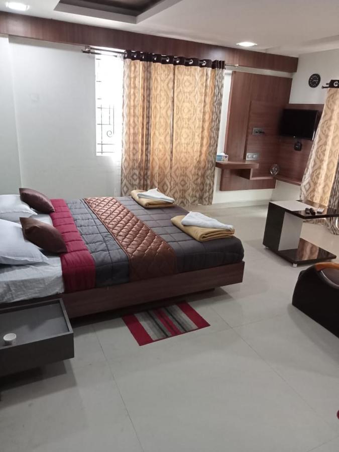 Grand Meridian Vinnamangalam Esterno foto